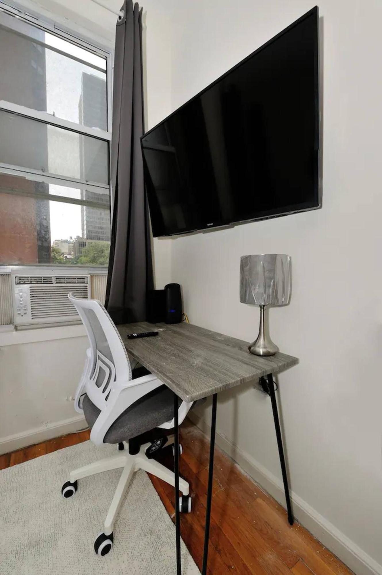 Cozy Studio Steps To Central Park Upper E Side Apartment New York